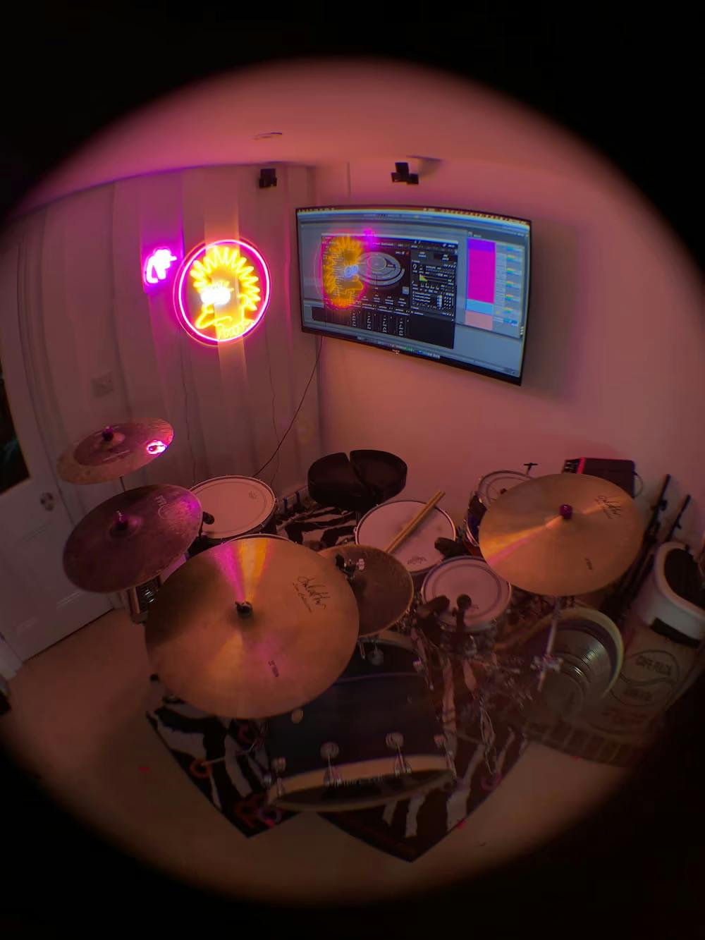 Meg uses both mesh and acoustic heads in her setup.